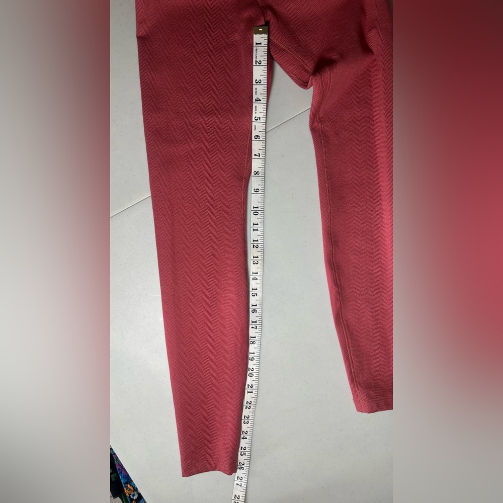 Nike One Therma-FIT Mid-Rise Leggings Canyon Rust NWT Size XS - Picture 9 of 12